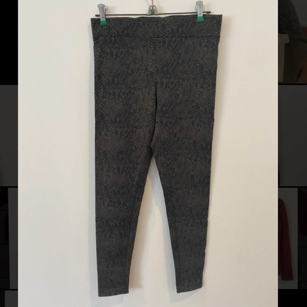 Snake Print Leggings Dark/Olive Green & Black Sz S
